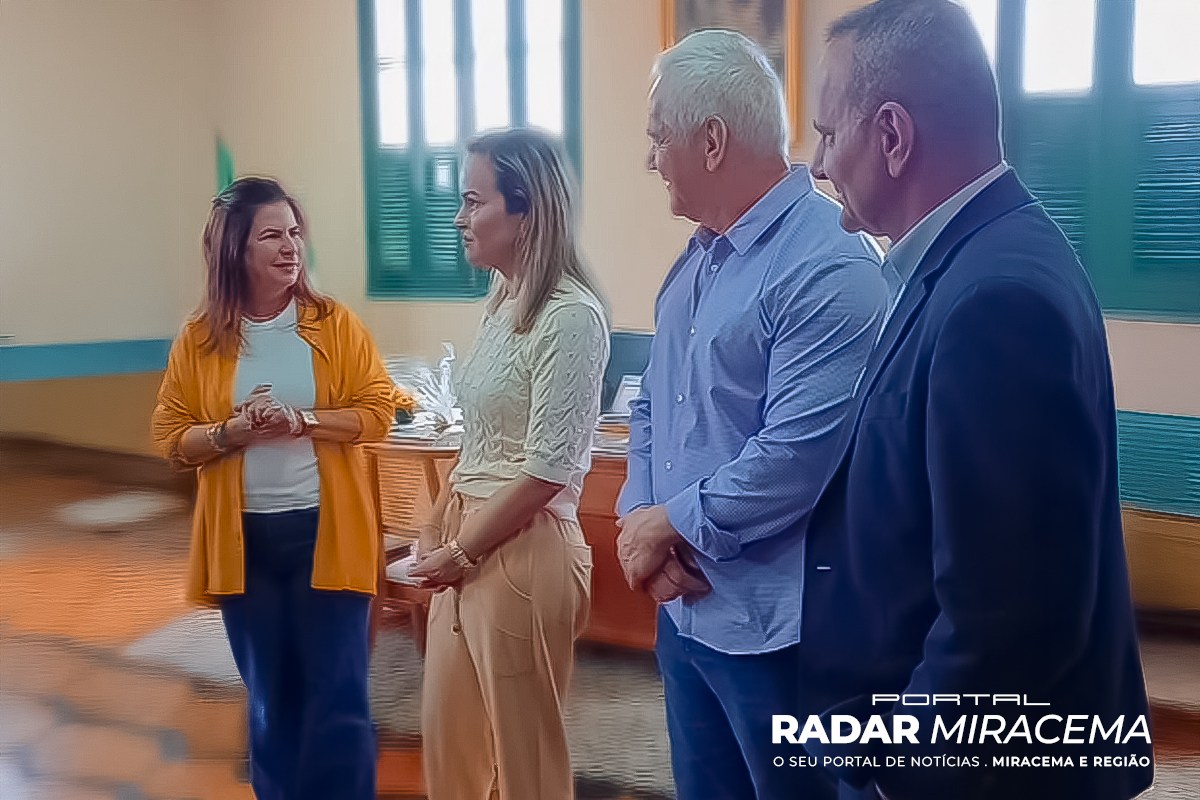 Daniela Carneiro visita Miracema, conhece pronto-socorro e reforça apoio ao município ao lado da prefeita Alessandra Freire.